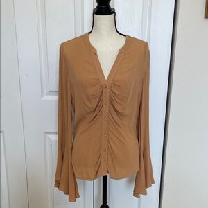 NWT NORDSTROM TAN RUCHED BUTTON DOWN FRONT BLOUSE WITH BELL SLEEVES. SIZE MED.